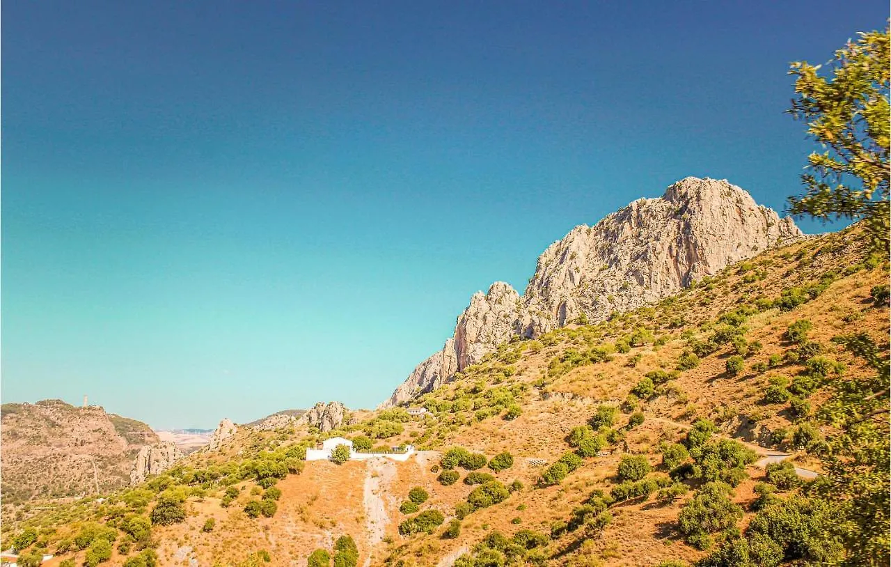 3 Bedroom Stunning Home In Alora-El Chorro 0*,