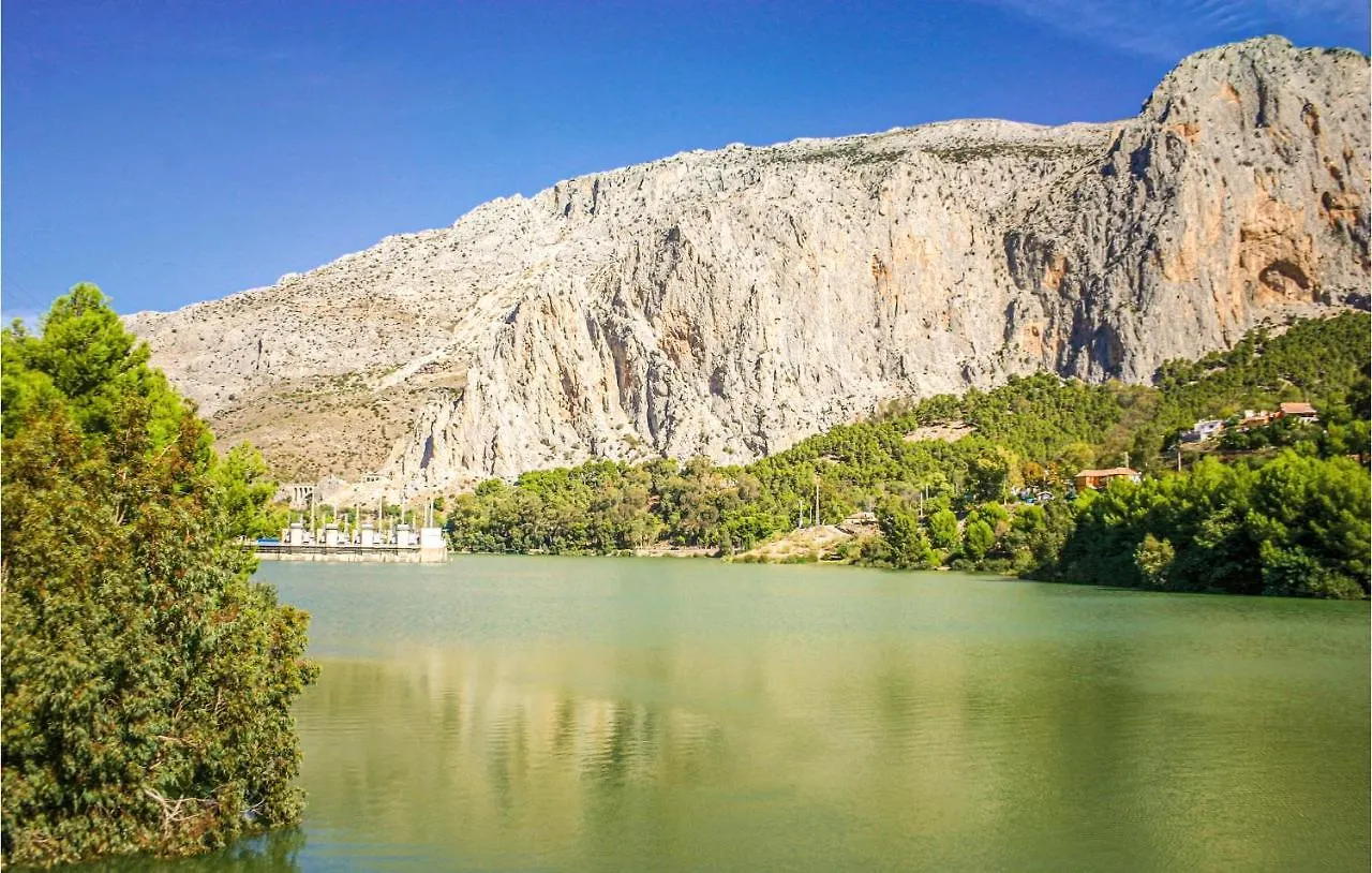 3 Bedroom Stunning Home In Alora-El Chorro Holiday home